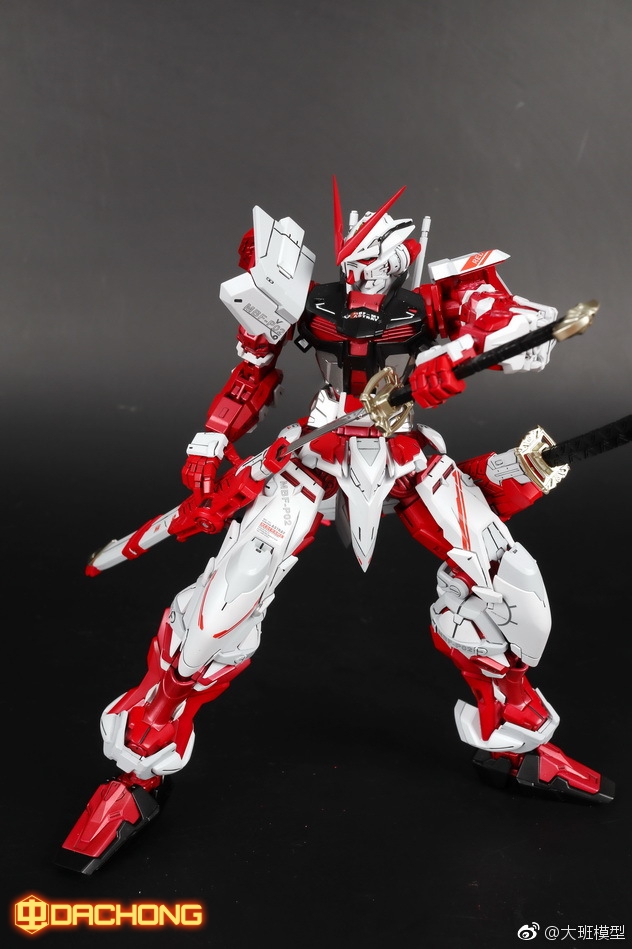 MG 1 / 100 (8806) Astray Red Frame [Daban]