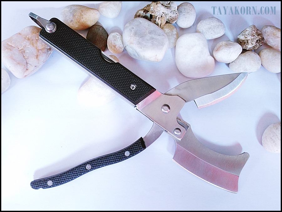 ขวาน-กรรไกรตัดกิ่งไม้ 7 in 1 Multi Axe-Pruning Shears 7 in 1 TKCA8585