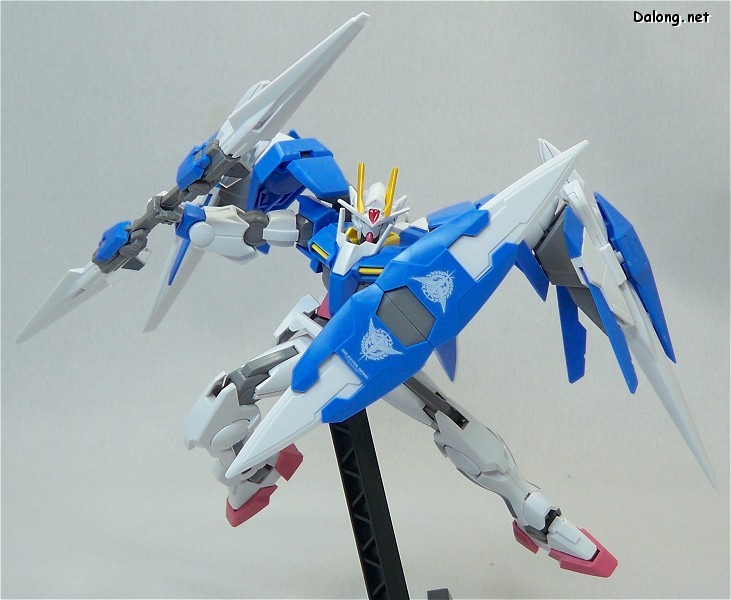 HG OO (38) 1/144 00 Raiser (00 Gundam + 0 Raiser)