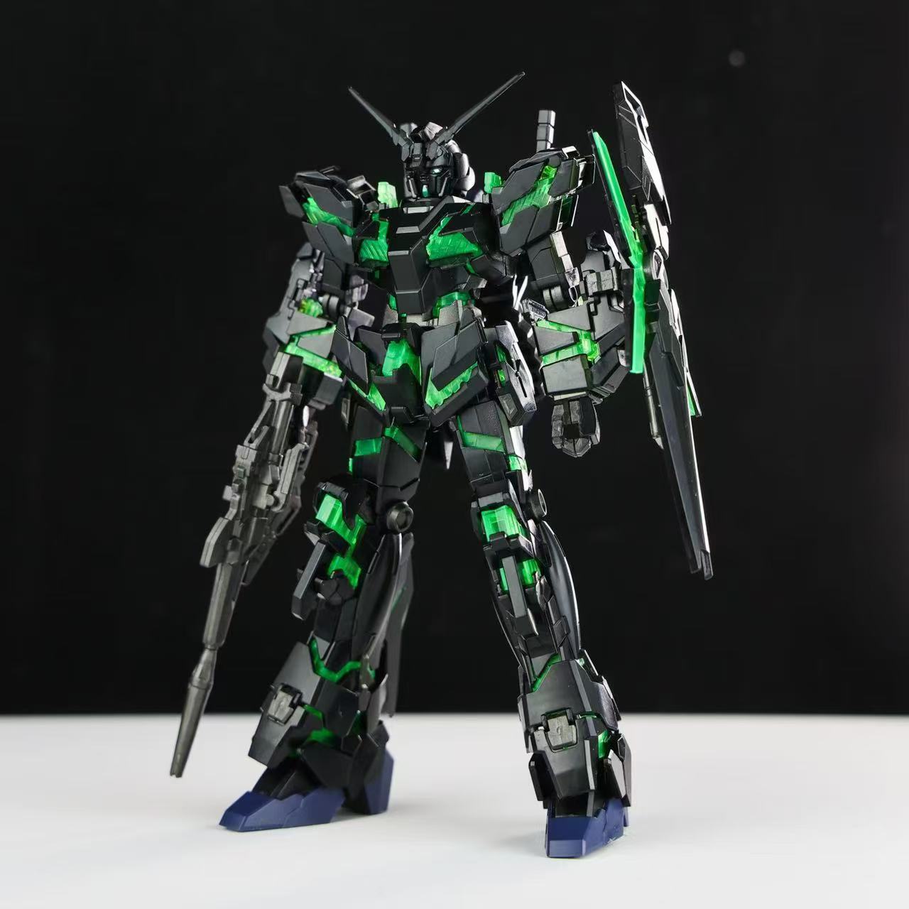 HGUC 1/144 Black Unicorn (Destroy Green Frame Mode) [Xing Dong]