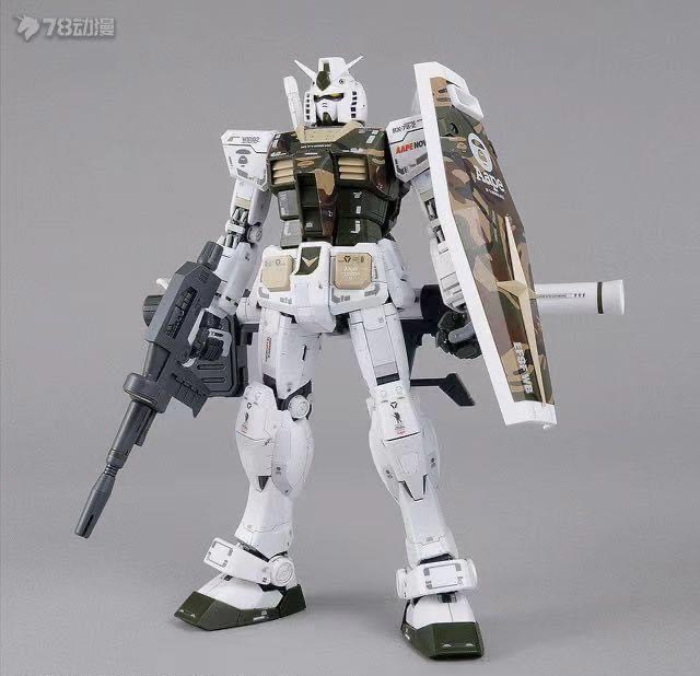 MG 1/100 AAPE RX-78-2 GRN-CAMO Ver3.0 (6628) [Daban]