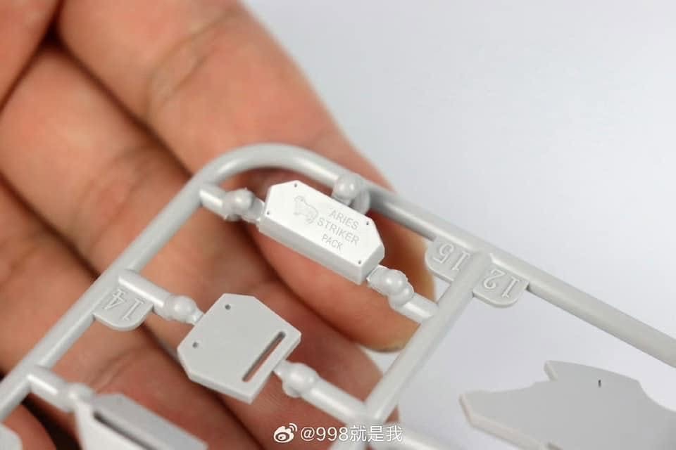 PG 1/60 Monument [Strange Studio]