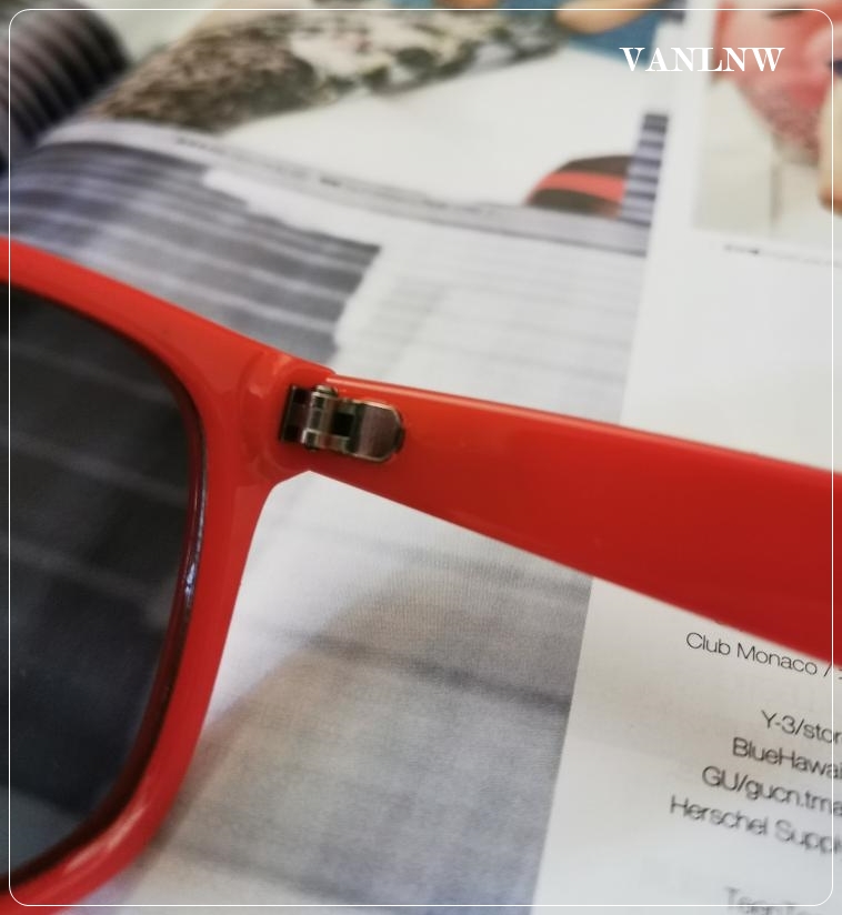 แว่นกันแดด Vans Spicoli 4 Shade Jazzy BNWT Sunglasses