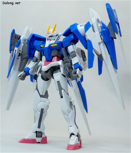 HG OO (38) 1/144 00 Raiser (00 Gundam + 0 Raiser)