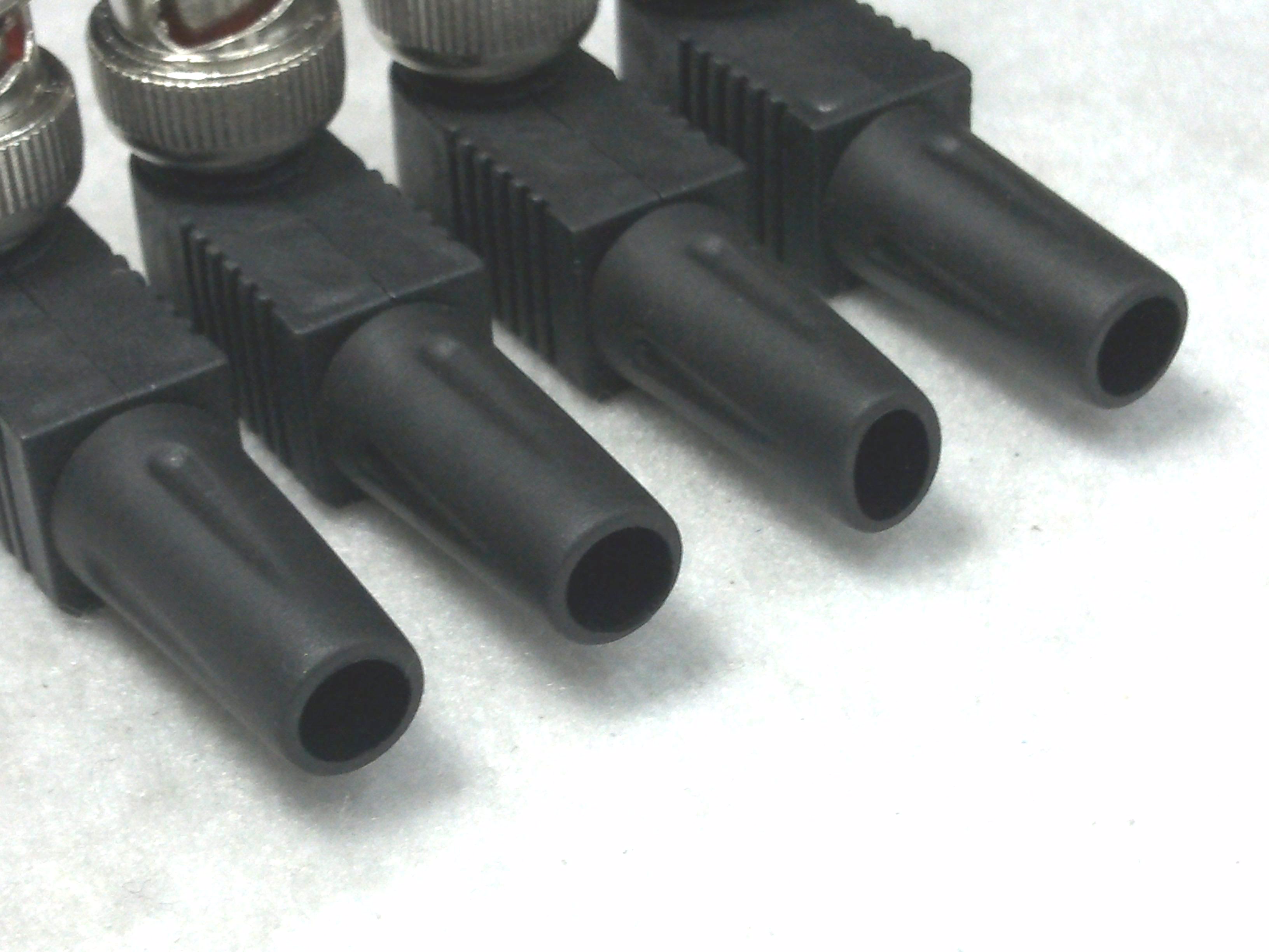 P.BNC ท้ายยาง-แบบงอ