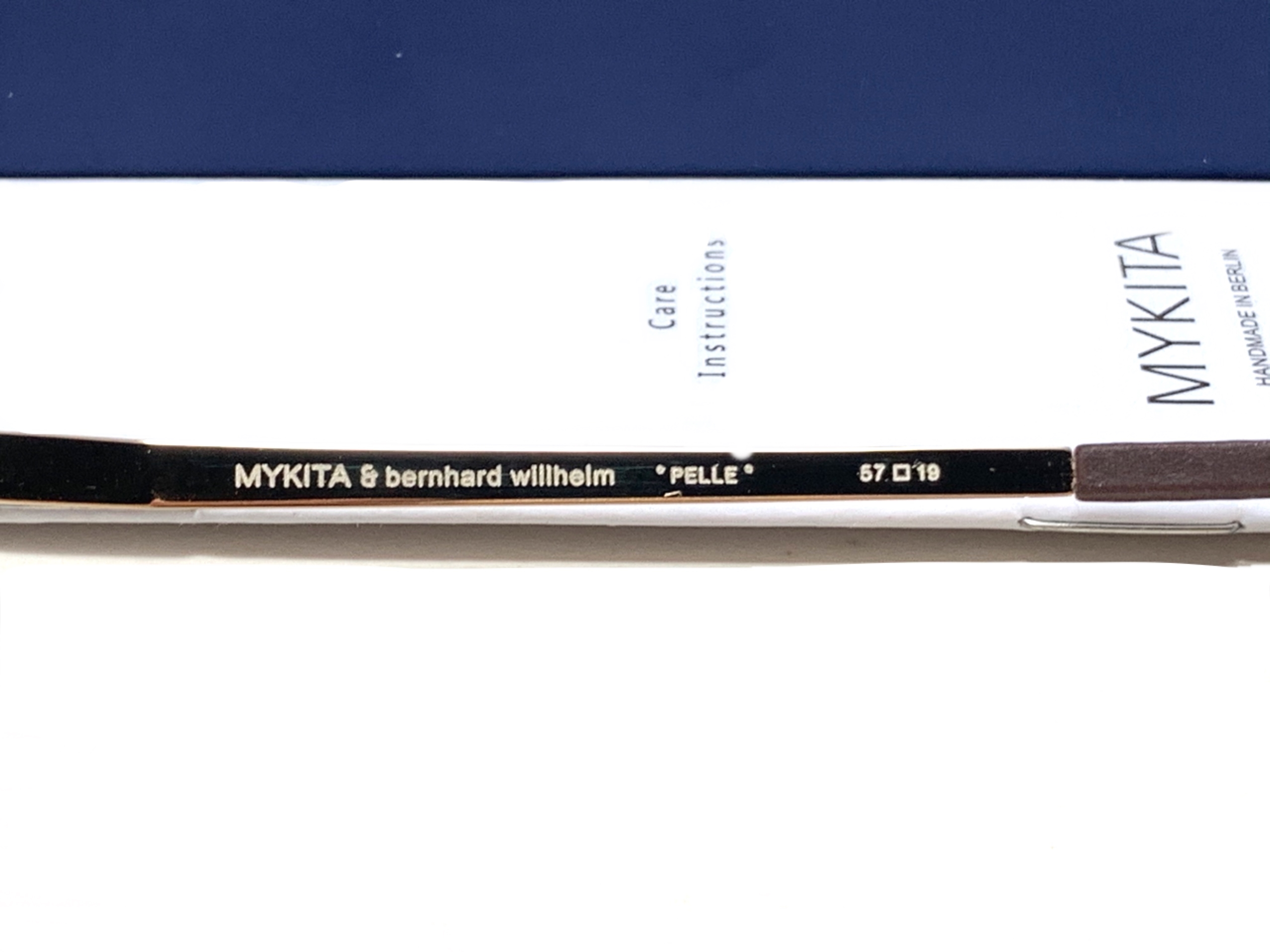 แว่นกันแดด MYKITA PELLE COL.001 Gold 57-19 140 <ปรอททอง>