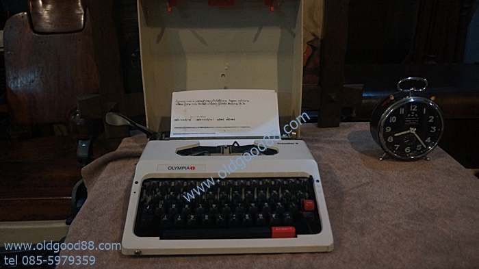 เครื่องพิมพ์ดีด olympia รหัส20963to