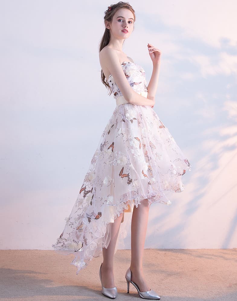 ชุดราตรี หน้าสั้นหลังยาว เกาะอก สีครีม พร้อมส่ง L ผ้าพิมพ์ลายผีเสื้อ งานร้อยหลัง