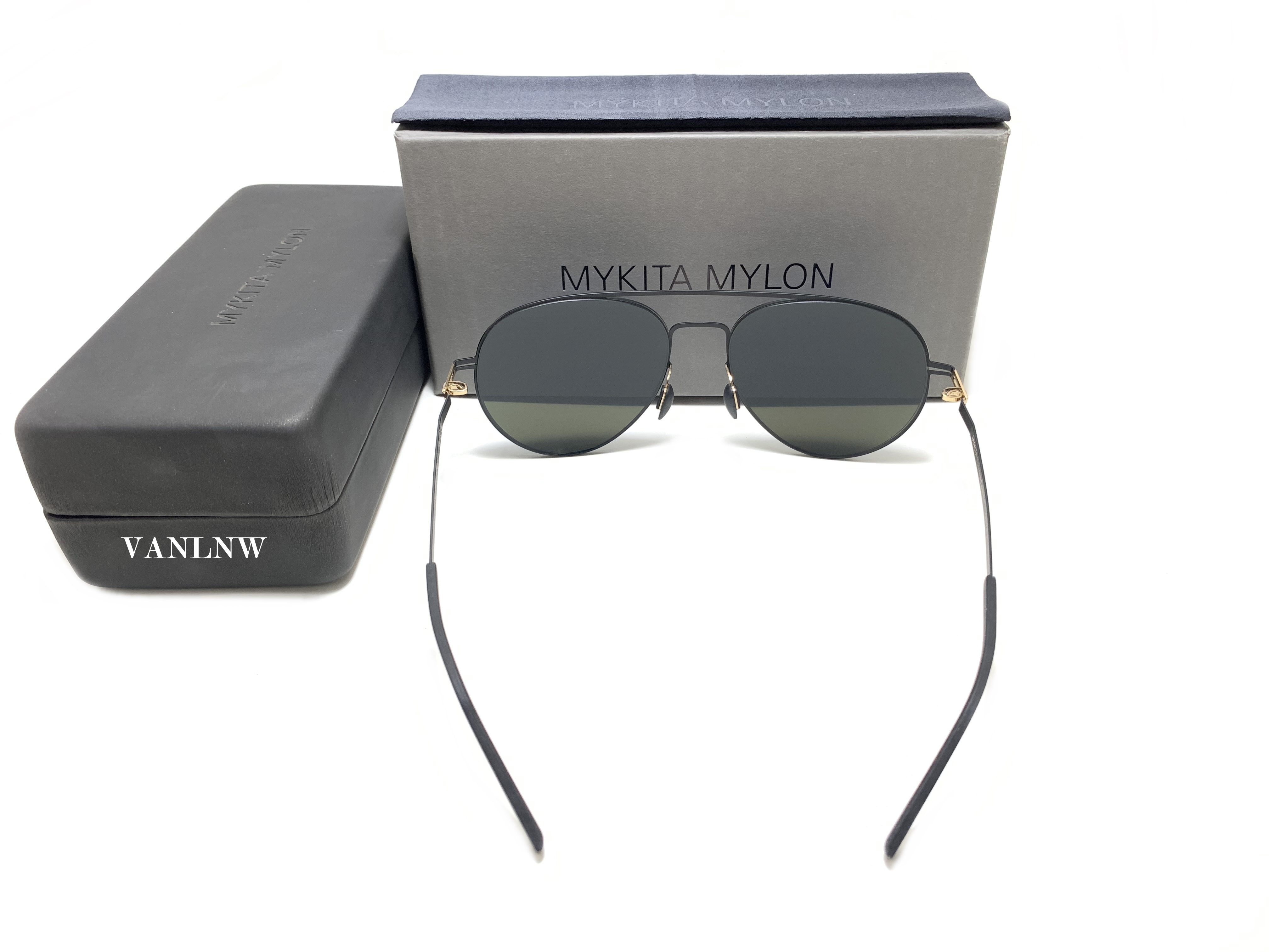 แว่นกันแดด MYKITA WM008-3 COL.002 ขนาด 57-17 140 mm. <ปรอทเงิน>