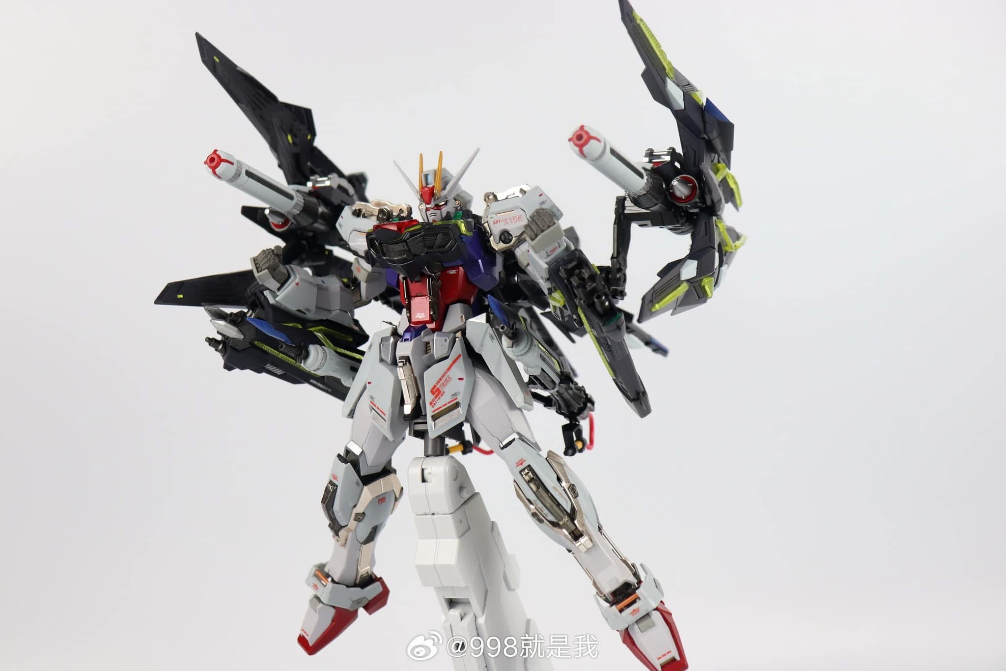 MG 1/100 Lightning Striker MB Ver. (8830) [Daban]