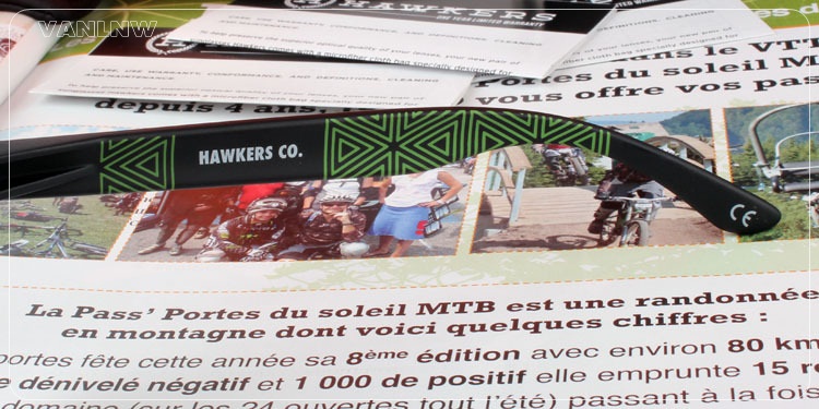 แว่นกันแดด HAWKERS X LUIS SUÁREZ GARRA CHARRUA <ปรอทเขียว>