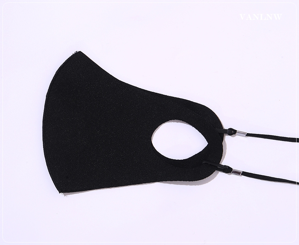 สายคล้องหน้ากากอนามัย MASK STRAPS BLACK/GUNMETAL สายคล้องแมส สำหรับผู้ใหญ่/เด็ก สายปรับระดับ คล้องคอได้ ใช้งานสะดวก