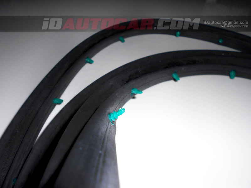 MITSUBISHI มิตซูบิชิ รถยนต์รุ่น STRADA NO CAB ข้างซ้าย LH Door Weatherstrip ยางประตูรถยนต์ 2ประตู เหมาะสำหรับ อะไหล่รถ รถVintage หาของแต่ง รถคลาสสิค ซ่อมสีรถยนต์ โมลรถใหม่ คนแต่งรถ รถ Retro แต่งสวย สินค้าส่งทั่วประเทศ