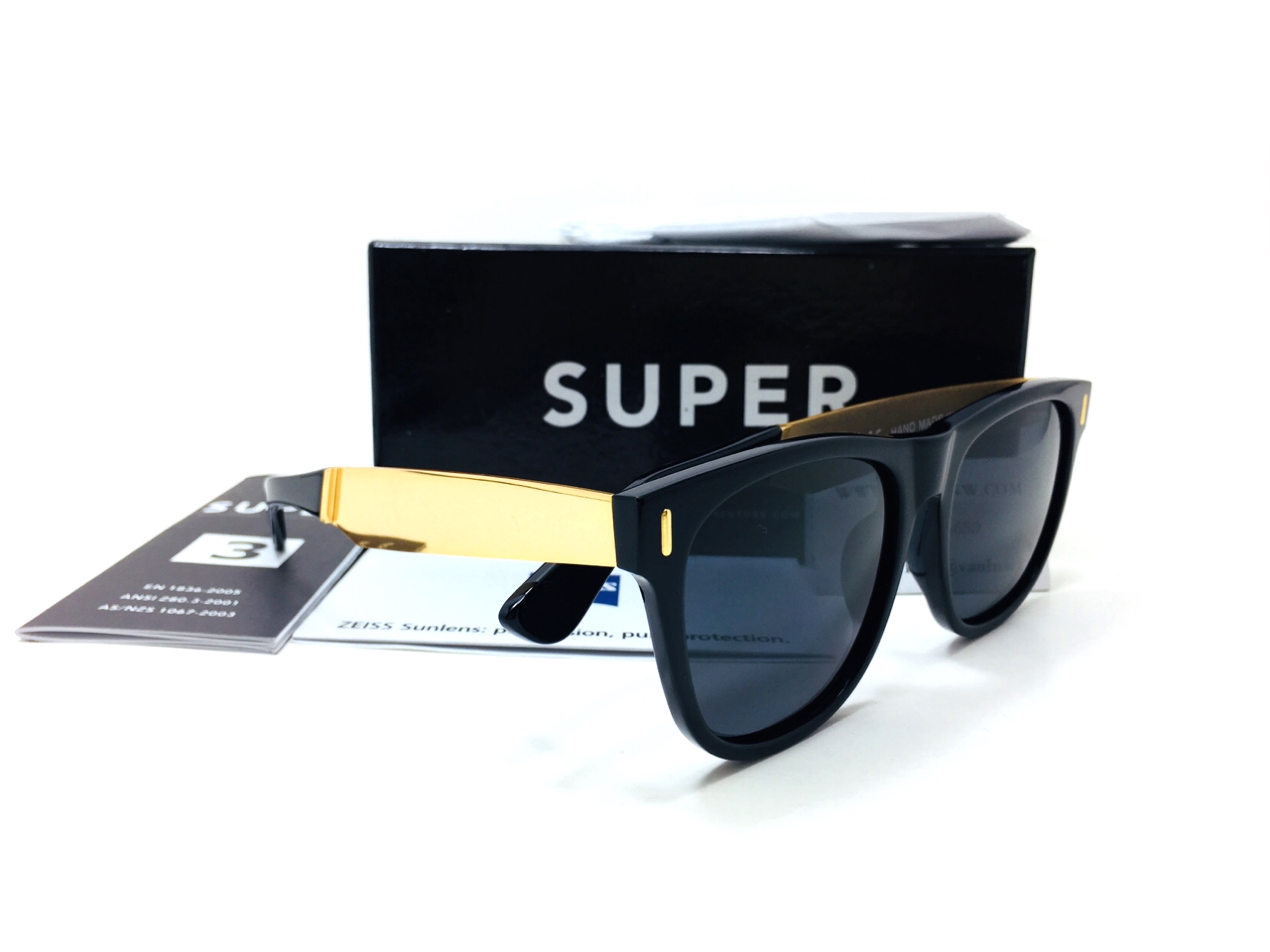 แว่นกันแดด SUPER Basic Francis Black & Gold 55-17 145 <ดำ-ขาทอง>