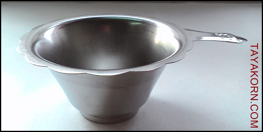ขายส่งที่กรองชาสแตนเลสขอบดอกไม้ Stainless Steel Strainer FL0506
