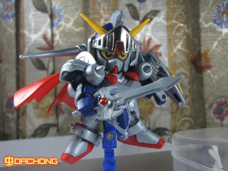 SD Knight Gundam + อาวุธเสริม [QY]