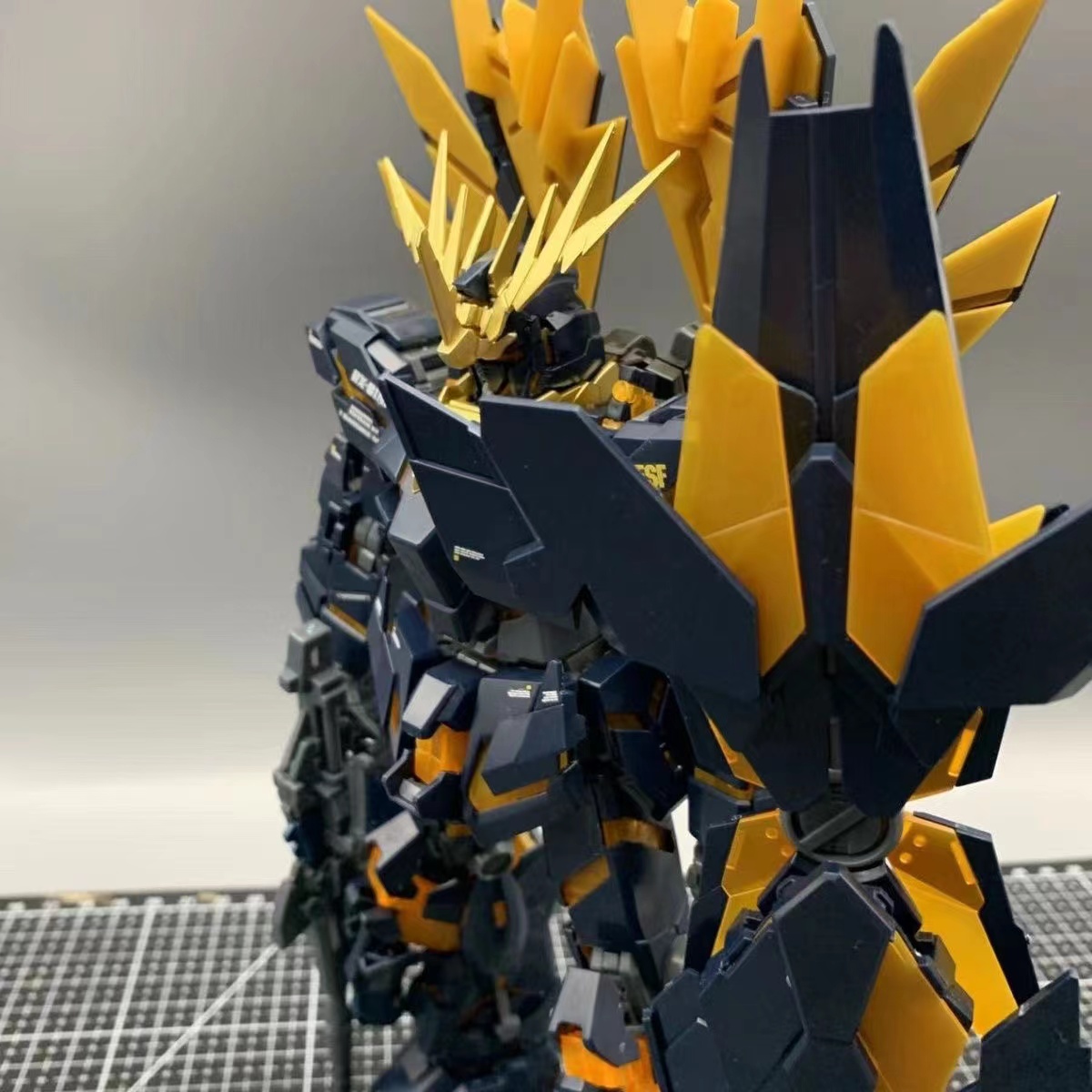 MG 1/100 RX-0 Unicorn Gundam 02 Banshee Ver.Ka Gundam Model Kit (6643A) [Daban]