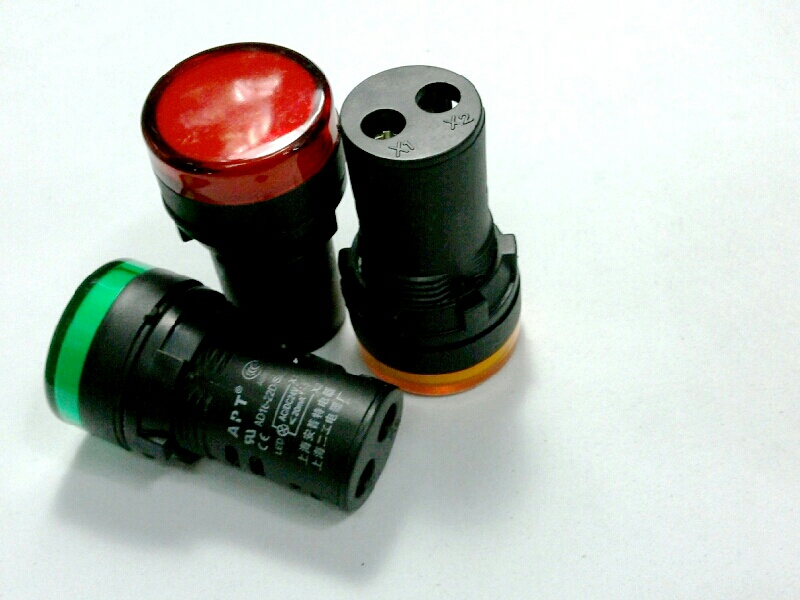 หลอดหน้าปัด-หัวตัด22MM./24V