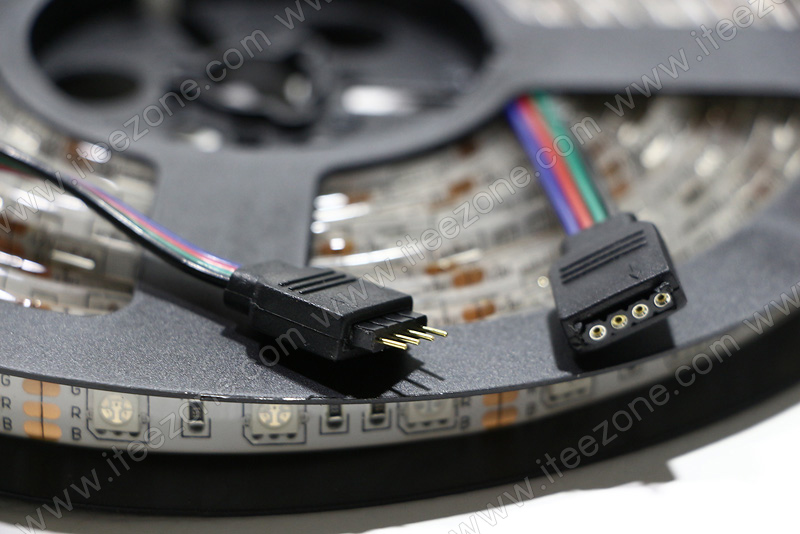 LED Strip เส้น ม้วน 5 เมตร RGB ผสมเป็นสีต่างๆ (กันน้ำ IP65)