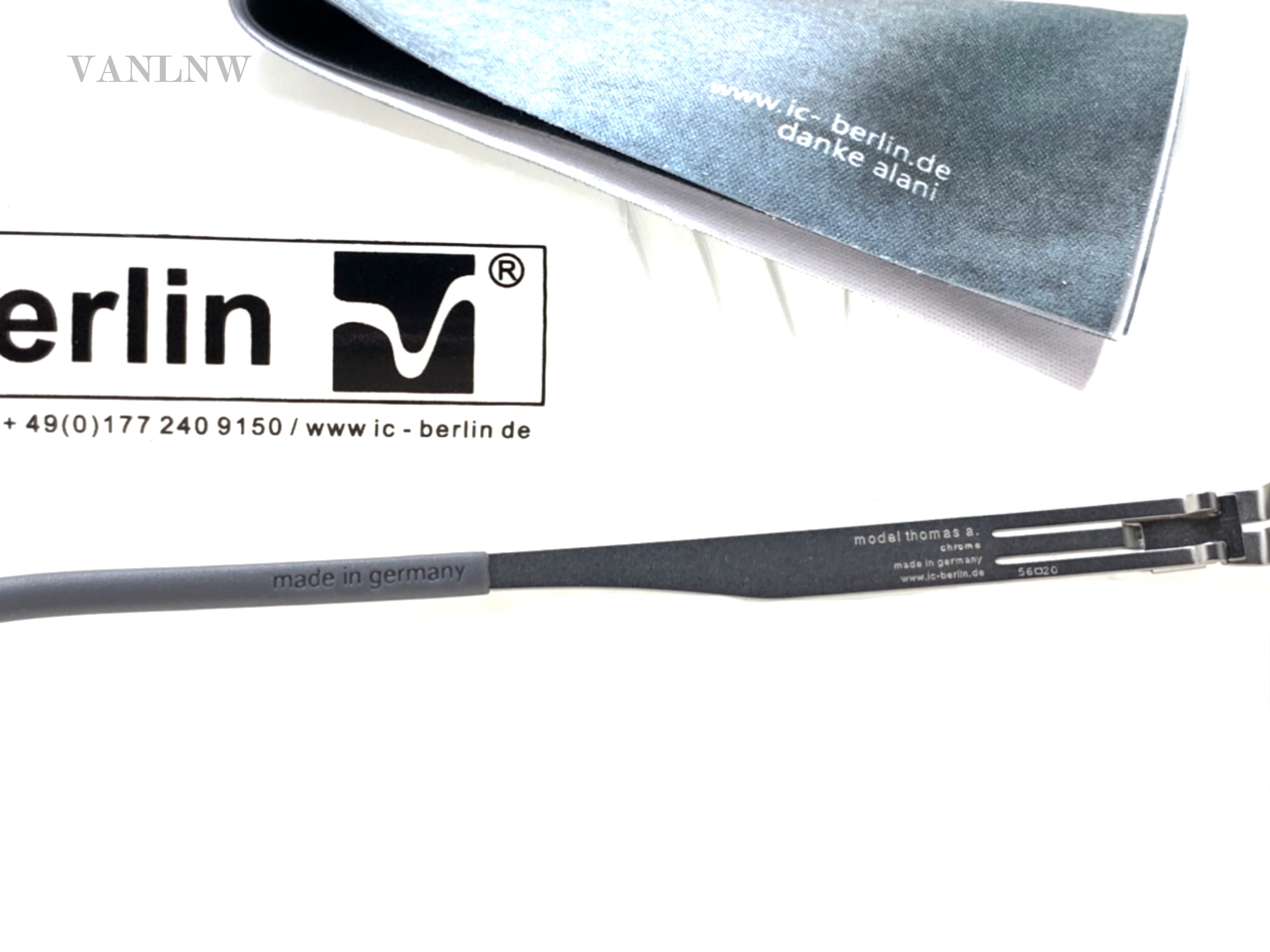 แว่นสายตา ic berlin Thomas a. chrome 56-20 <เงิน>