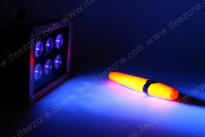 โคม LED 9W Black light ใช้ในร้านเหล้า บาร์ ผับ สร้าง Effect เรืองแสง Glow in the Dark