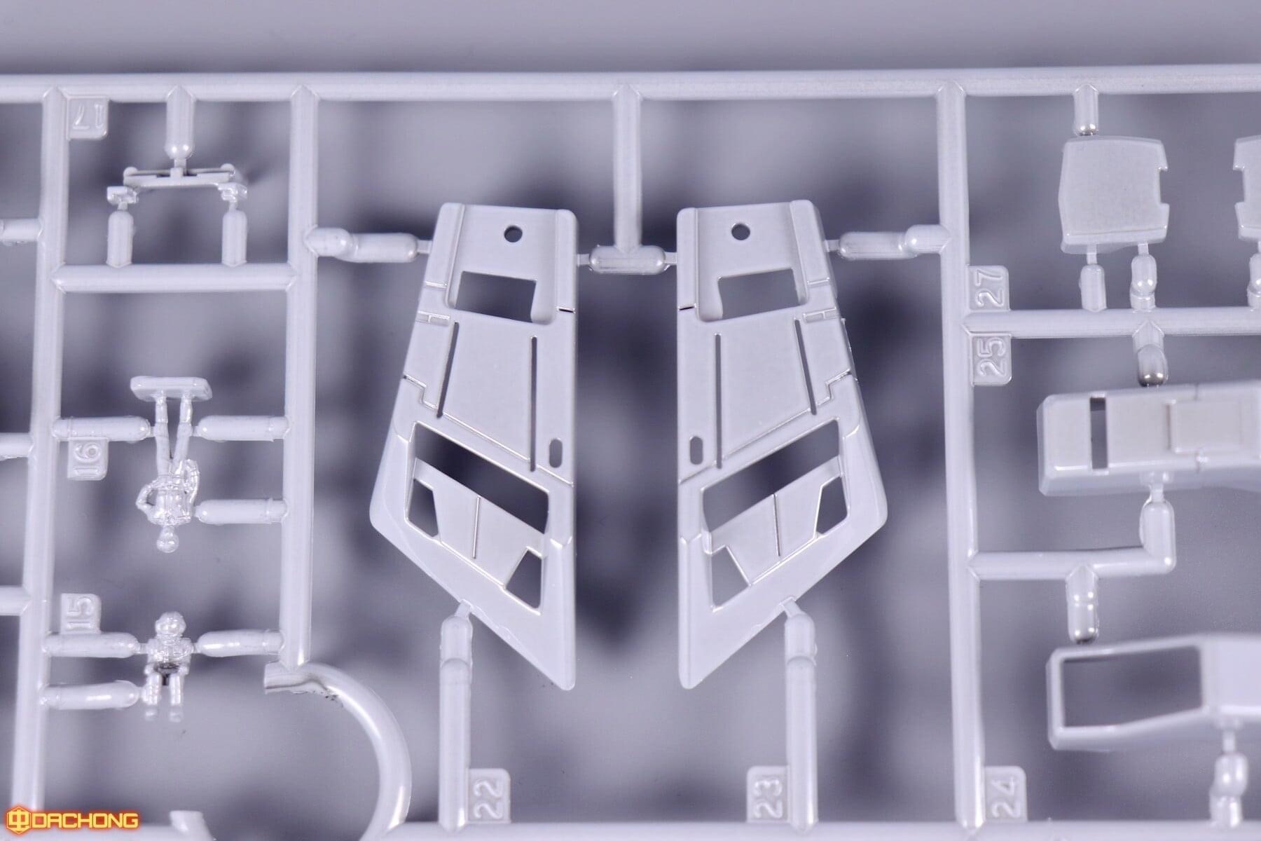 MG 1/100 Nu Gundam Ver.Ka Metallic Color (6619S) [Daban]