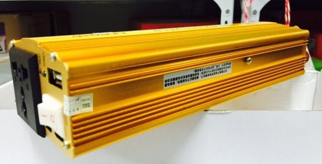 อินเวอร์เตอร์ ชนิด Modified 12V 220V 500W ( CARMAER )