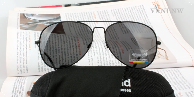 แว่นกันแดด Polaroid 04214Y A6X Cat.3 Polarized Sunglasses <ของแท้ 100%>