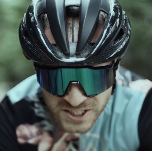 แว่นตาปั่นจักรยาน 100% Speedcraft Flat Gunmetal <Smoke short lens>