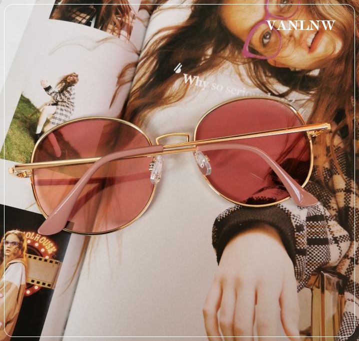 แว่นกันแดด Vans Daydreamer Nostalgia Rose <ชมพู>