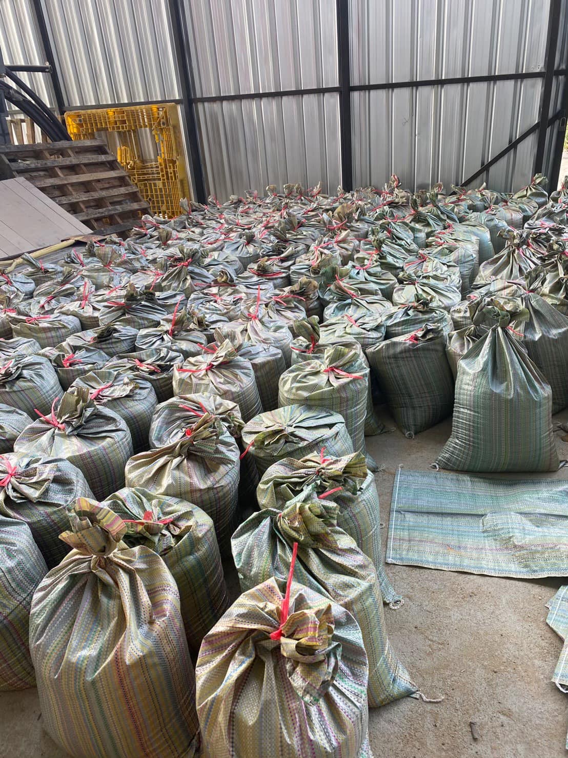 ทราย (ถุง) กันน้ำ (นน. ประมาณ 25กก.) ส่งด่วน กลางคืน