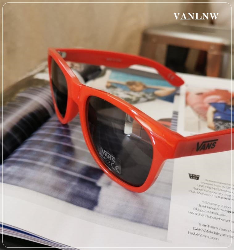 แว่นกันแดด Vans Spicoli 4 Shade Jazzy BNWT Sunglasses
