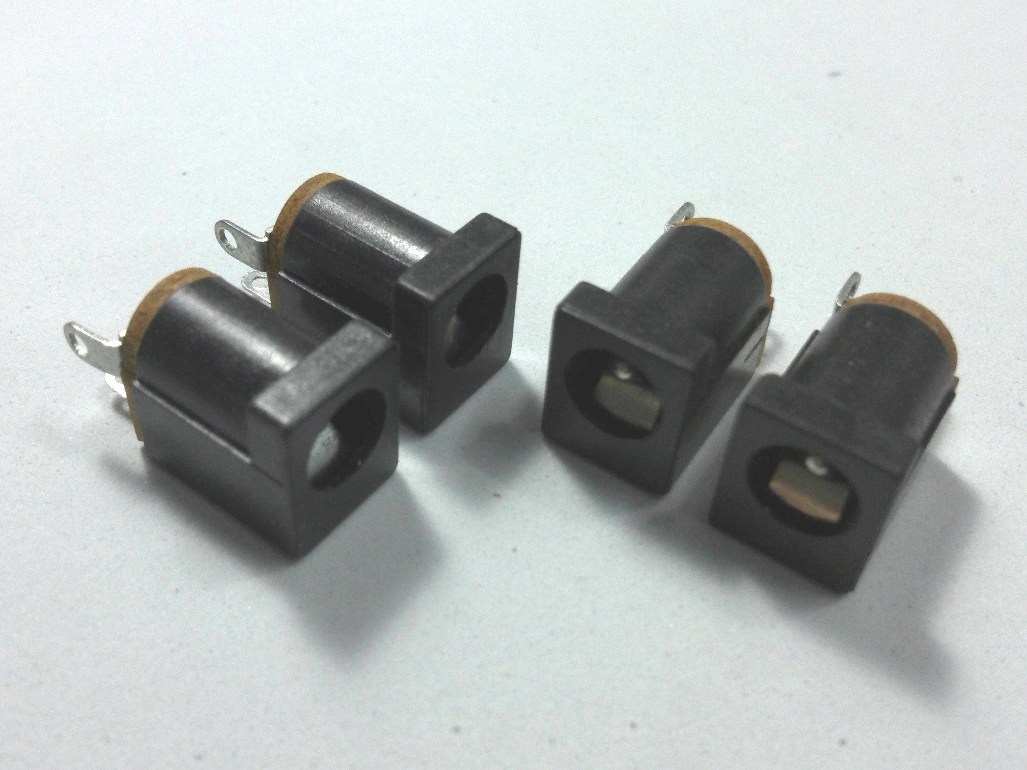 J.ADAPTOR 2.5MM.แบบเหลี่ยมขาล่าง