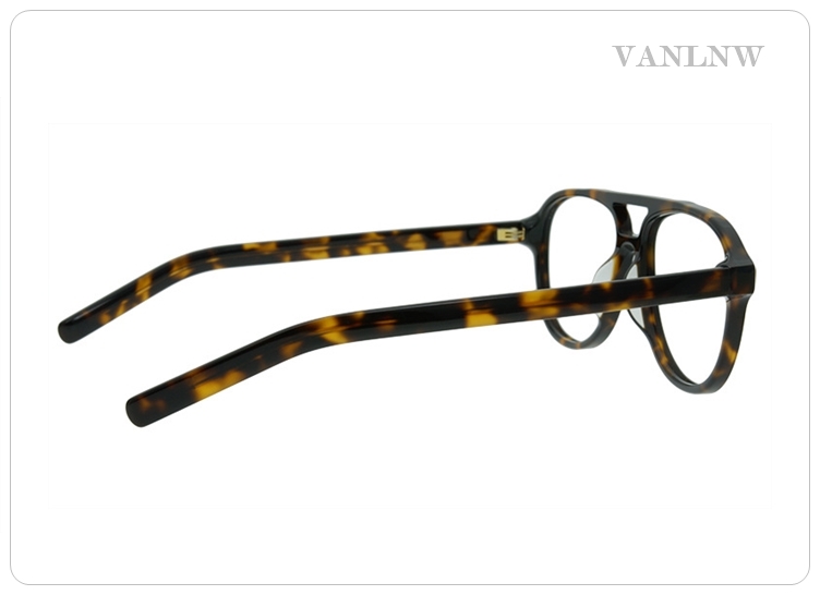 แว่นกันแดด Vintage Hand Made Designed by Japan 9508 56-18 145 COL.Tortoise <ลายกระ>
