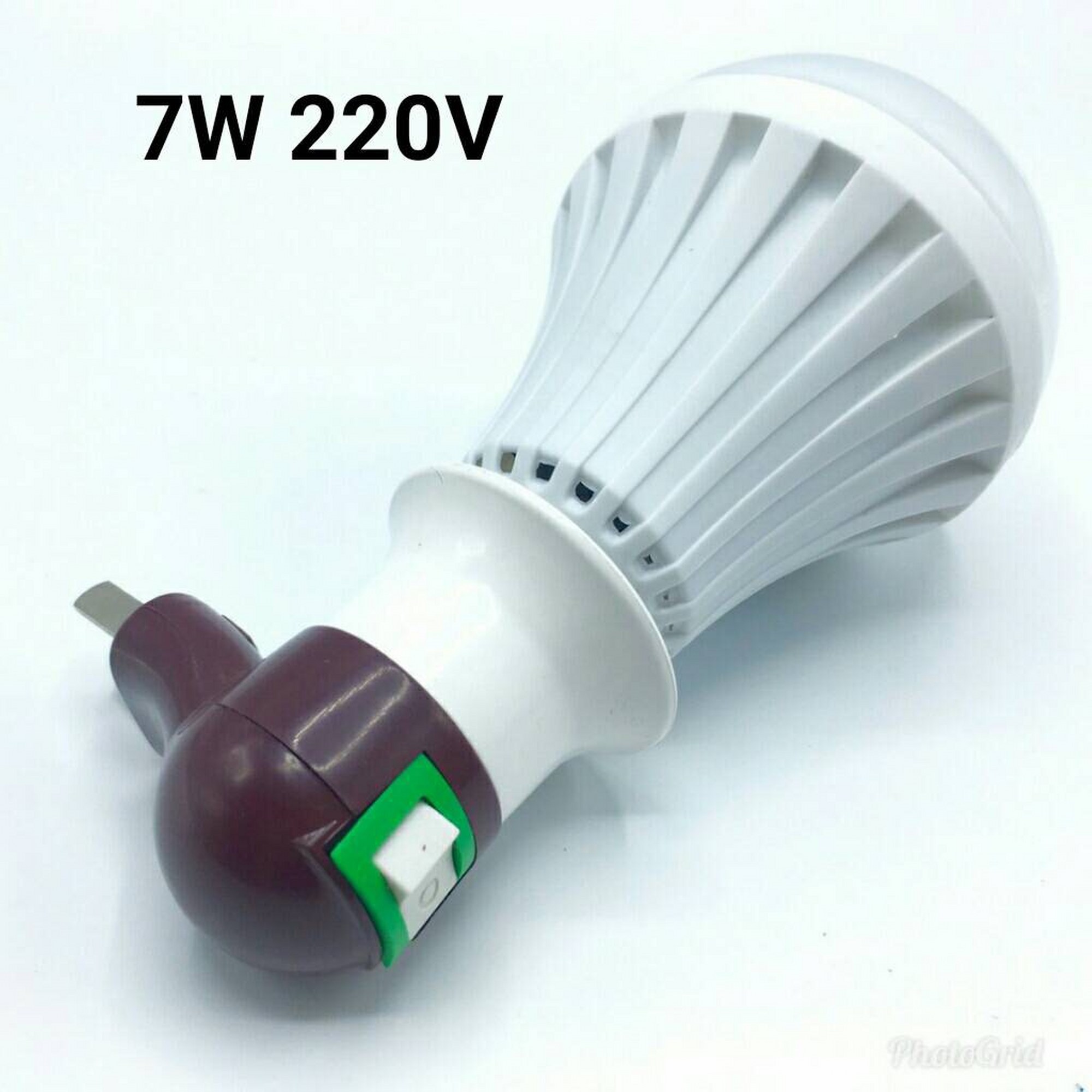 หลอดไฟอัจฉริยะฉุกเฉินแบตเตอรี่ในตัว(กันน้ำ) LED 7W 220V ( + สวิตช์โคมไฟติดผนังแบบติดผนัง)