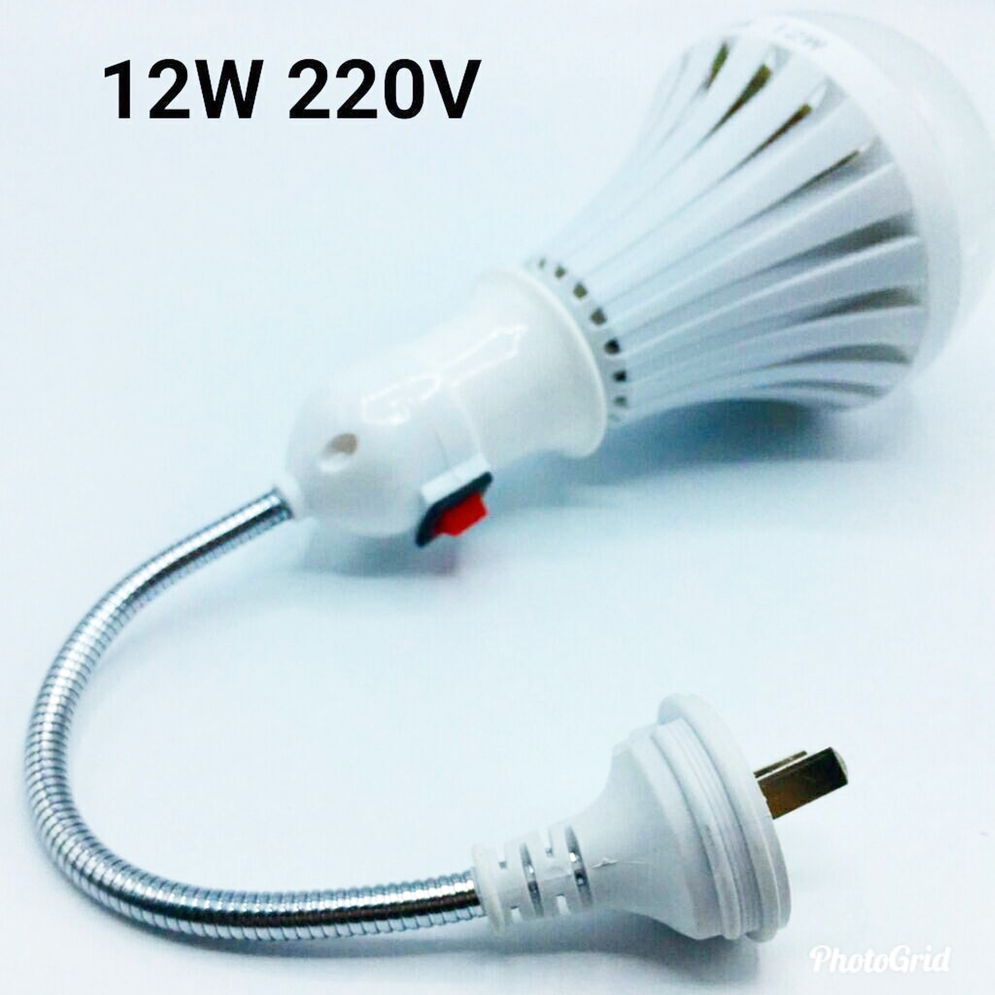 หลอดไฟอัจฉริยะฉุกเฉินแบตเตอรี่ในตัว(กันน้ำ) LED 12W 220V ( + สวิตช์โคมไฟติดผนังแบบสายยาว)