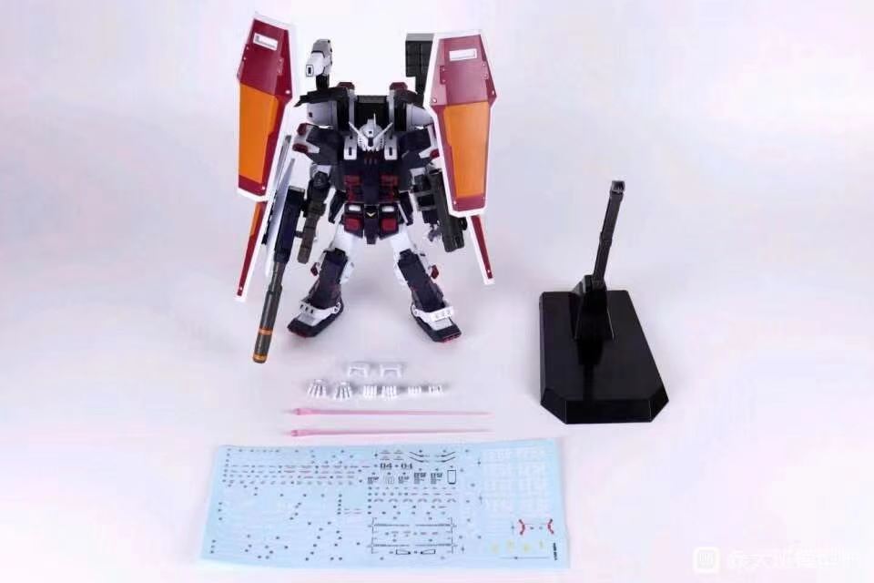 MG 1/100 Full Armor Thunderbolt (6654) [Daban]