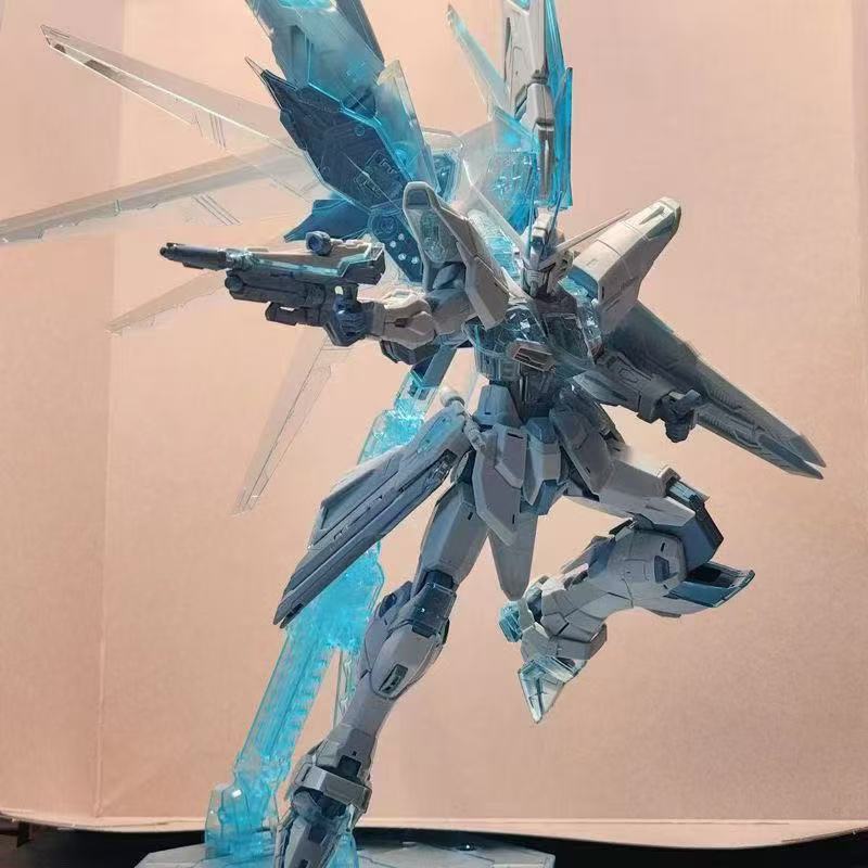 MG 1/100 Ice Freedom Ver. 2.0 (6650) [Mo Dong]
