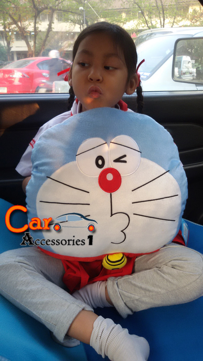 หมอนกอดซุกมือหน้าโดเรม่อนปากจู๋ใบใหญ่ ลิขสิทธิ์แท้ New arrival!