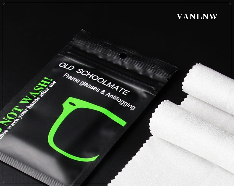 ผ้าเช็ดแว่นตาป้องกันฝ้า OLD SCHOOLMATE- Anti Fog Cloth ปกป้องยาวนาน 15 วัน สามารถใช้ซ้ำได้มากกว่า 200 ครั้ง