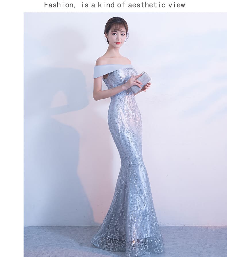 ชุดราตรียาว ไหล่ปาด สีเทาเงิน ผ้ากลิตเตอร์ งานร้อยหลัง พร้อมส่ง L