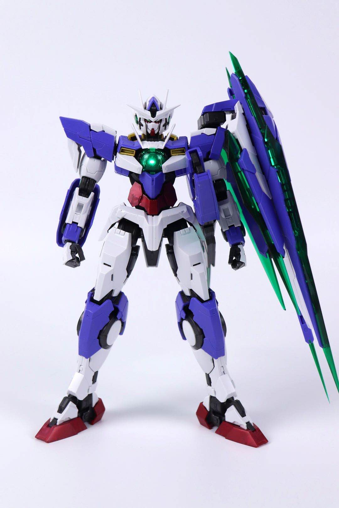 MG 1/100 OO Qan T Full Saber MB.Ver (8822)[Daban]