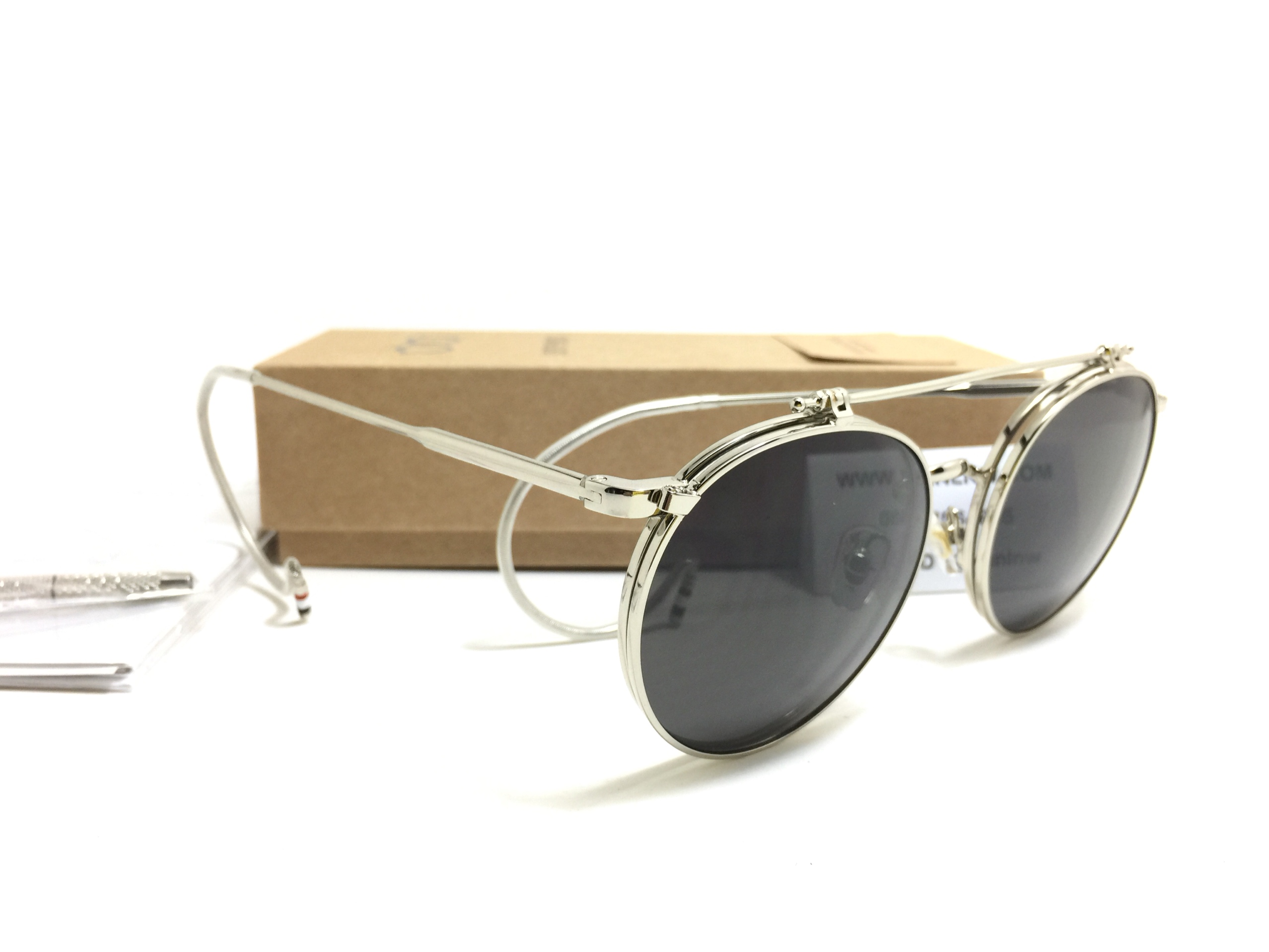 แว่นกันแดดวินเทจ Sisyphus Eyewear Clip-on รุ่น S861 <เงิน>