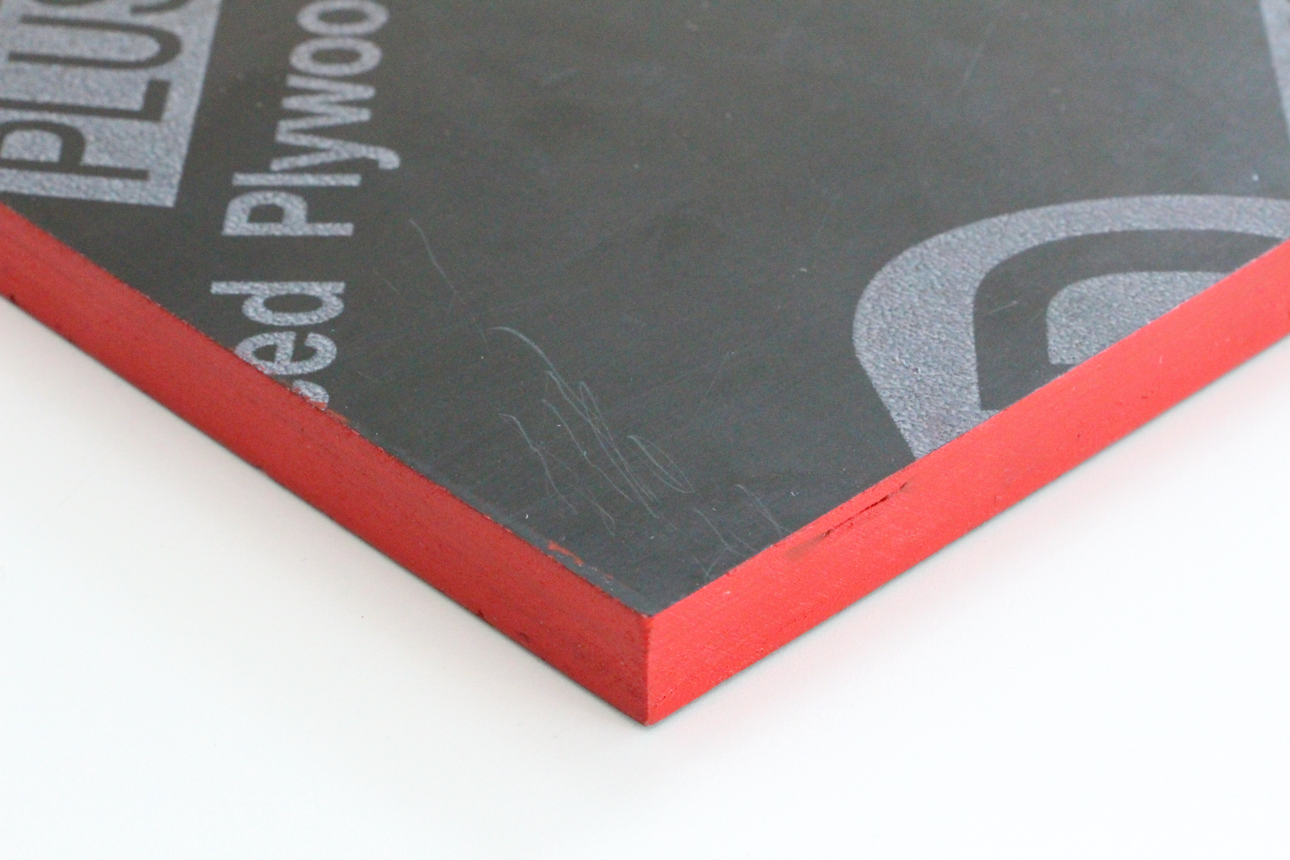 ไม้อัดฟิล์มดำ AA ขนาด 15 มม. ไส้เต็ม