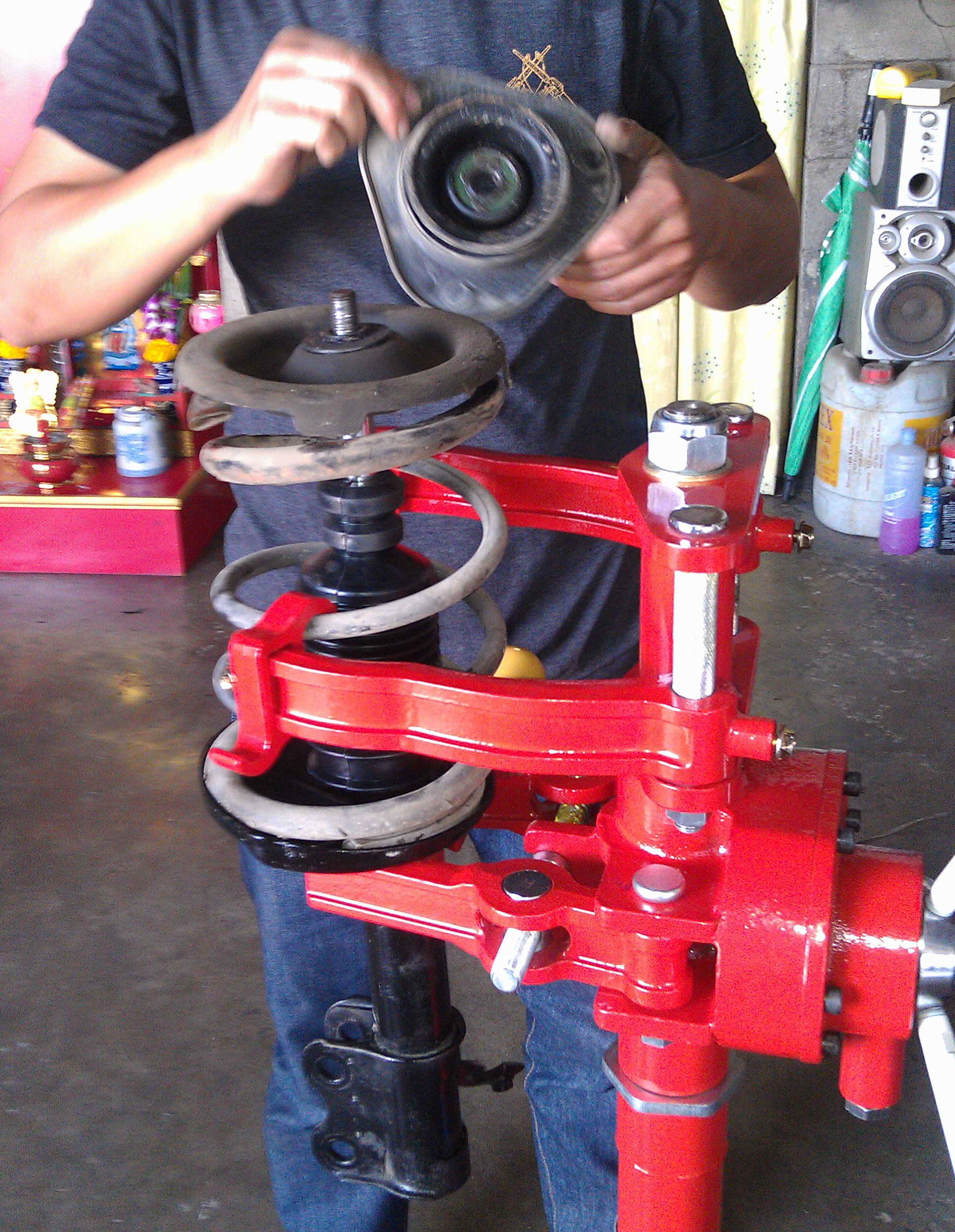 เครื่องถอดคอยล์สปริงโช๊คอัพ(รุ่นใหม่)พร้อมชุดสเปร์เซอร์