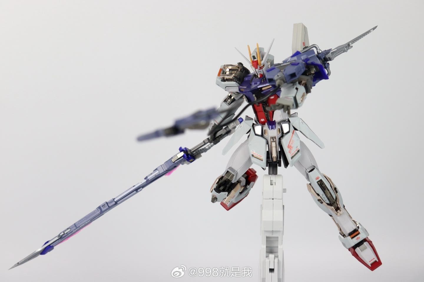 MG 1/100 Launcher & Sword Strike Ver.MB (8829) [Daban]