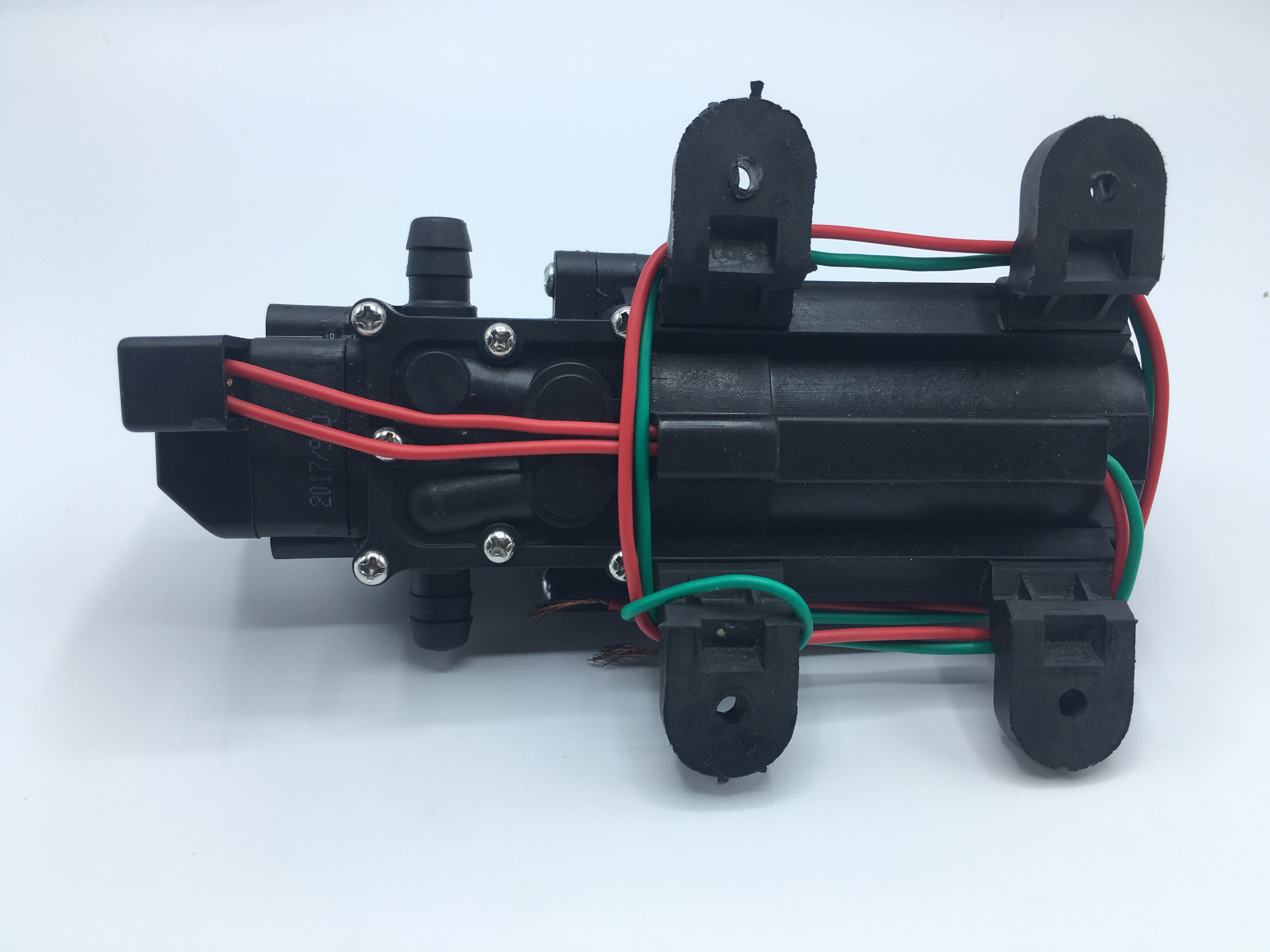 เครื่องพ่นยา DC12V 6.8 บาร์ แบบเสียบสาย 3/8"