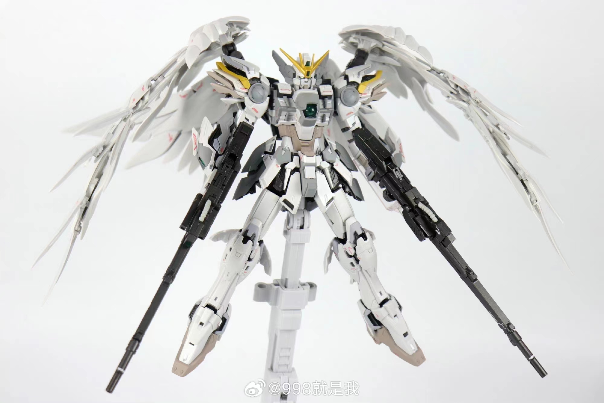 MG 1/100 (8827) Wing Show White Prelude [Daban]