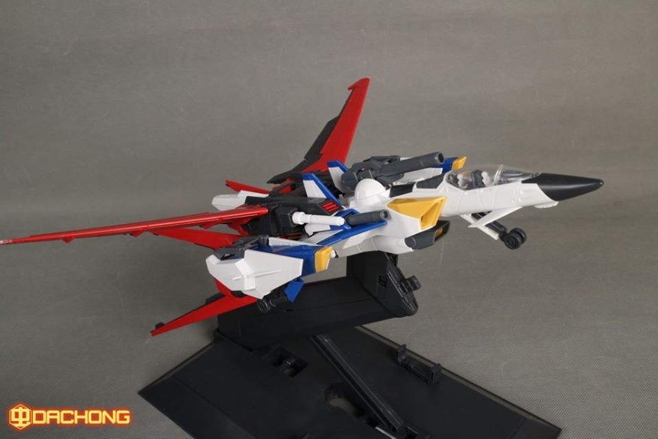 PG 1/60 Strike Rouge + Sky Grasper [Daban]