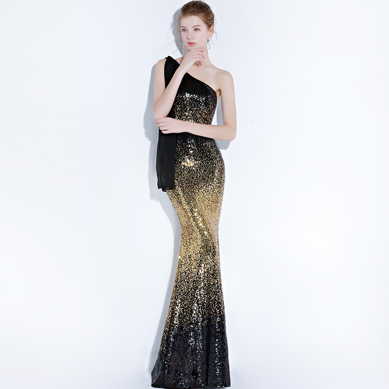 ชุดราตรียาว ไหล่เดียว สีทอง-ดำ ผ้าเลื่อม ทรงหางปลา ซิปหลัง พร้อมส่ง L,XL